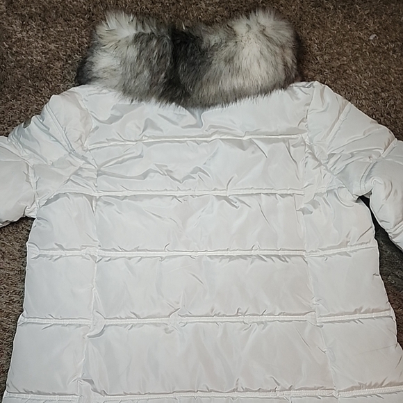 SAM EDELMAN Water Repellent Puffer Coat with zip off Faux Fur Collar - Picture 5 of 12